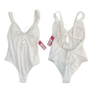 NWOT Xhilaration White V Neck Ruffle Strap Backless One Piece Swimsuit • Small